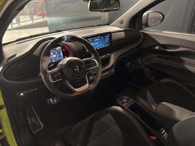 Abarth ABARTH 500 E BERLINE Abarth 500e Berline 42kWh